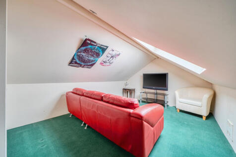 1385224-2-6925a60...