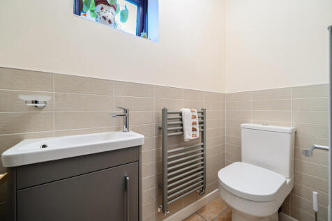 1388748-17-693aeb...