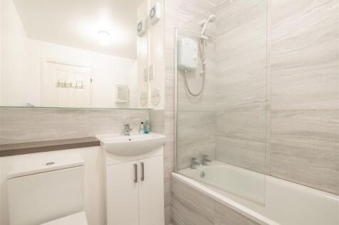 5642-20220905093737-5047-20210119135805-duff-street-edinburgh-EH11-bath-www.zoneletting.com-letting-agent