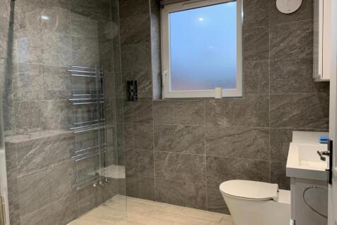 4994-20201214113534-bathroom-2