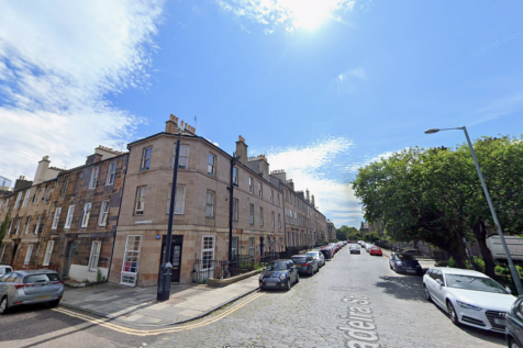 46 Madeira St ¿ Outside photo