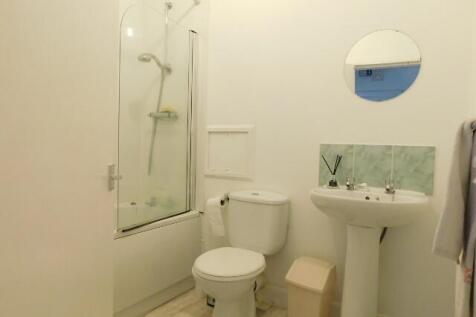 5569-20220516133013-Bath