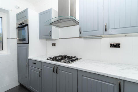 Waterfoot kitchen1