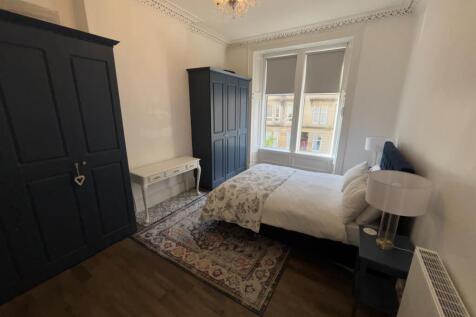 1.1 43 FD Bedroom