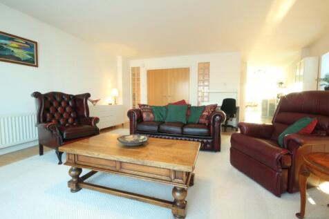 3090-20180530101928-03-Ascot-Court-5-Flat-3.1-b-
