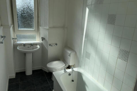 Bathroom 1702 SR