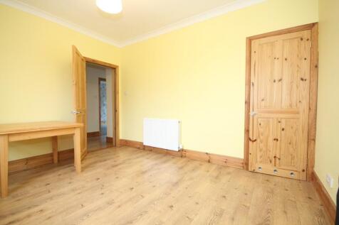 5178-20210404185845-18-Swinton-Drive-00010