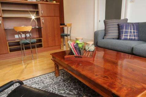 5260-20210519110214-lounge3