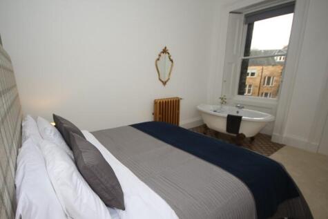 5260-20210519110501-bedroom3