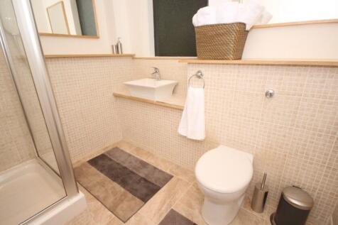 5260-20210519110616-bathroom