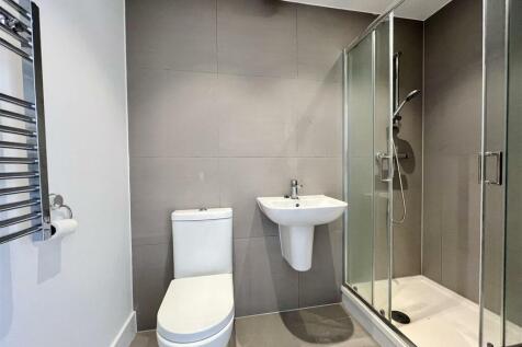 Bathroom.jpeg