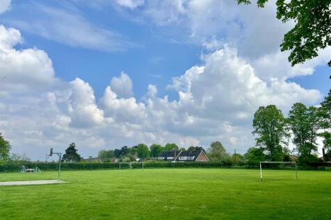 Oxney Park.jpeg