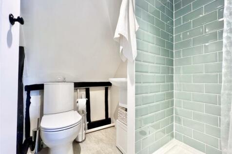 Shower Room.jpeg