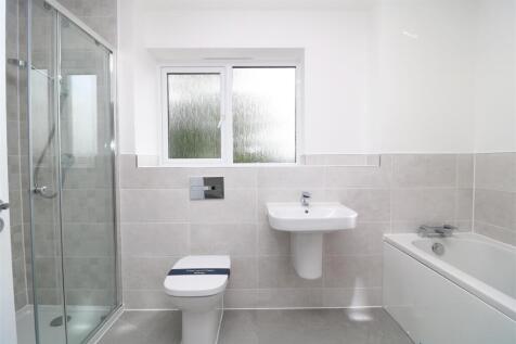 ensuite.jpg