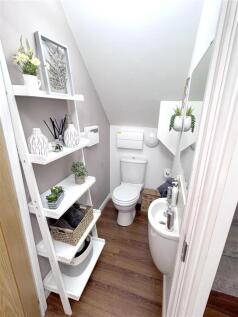 Downstairs_WC.jpg