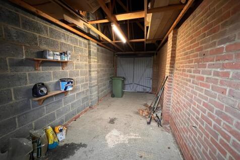 WhatsApp Image 2025-11-12 at 11.27.27 AM.jpeg