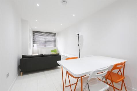 Studio Room