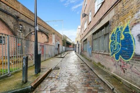 Hollybush Place