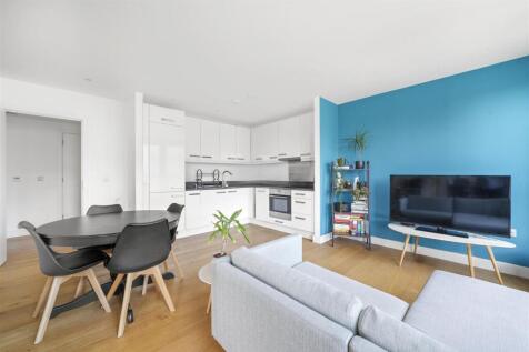 Reception/Kitchen