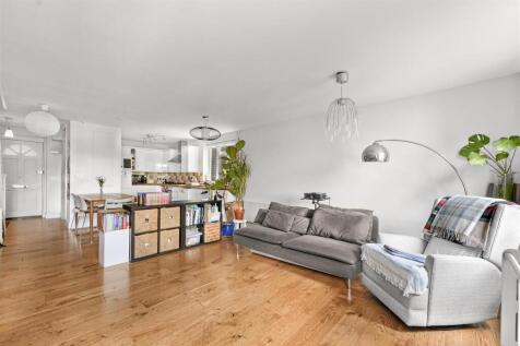 Reception/Kitchen