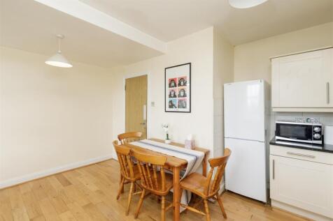 Reception/Kitchen