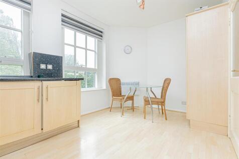 Reception/Kitchen