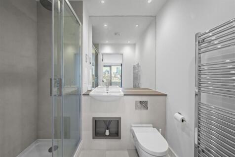 En-Suite to Bedroom One