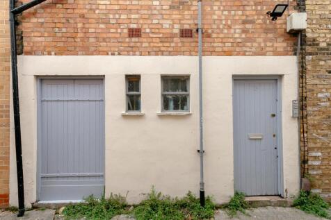 Voss Street