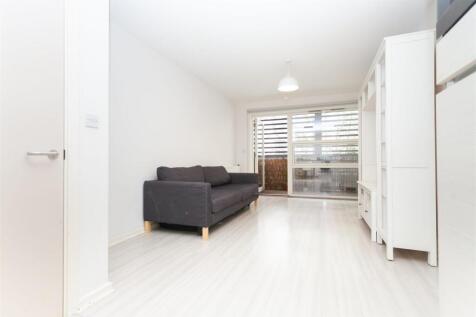 Reception/Kitchen