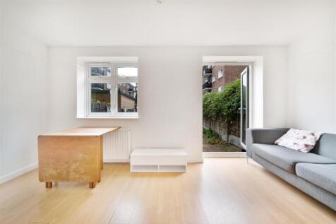 Lounge/Kitchen