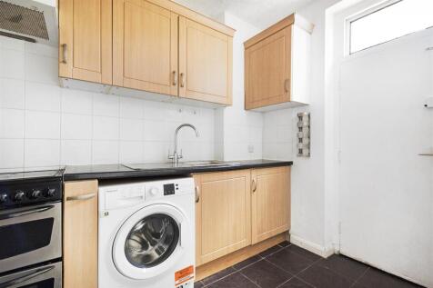 Kitchen/Dinning Area
