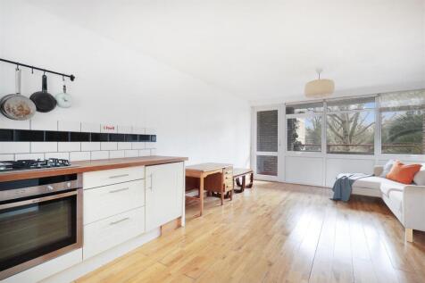 Reception/Kitchen