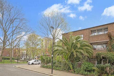 Chambord Street