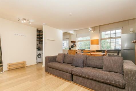 Lounge/Kitchen