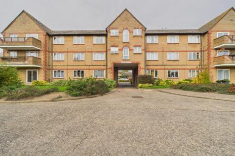 CAM01909G0-PR0414-STILL011