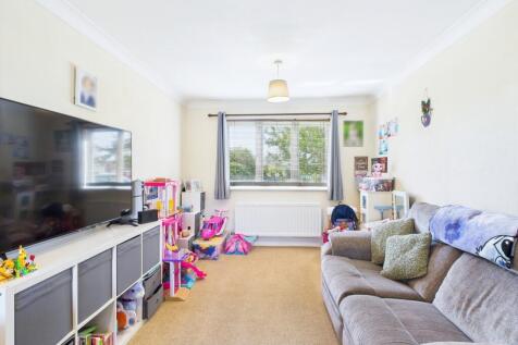 CAM01909G0-PR0342-STILL009