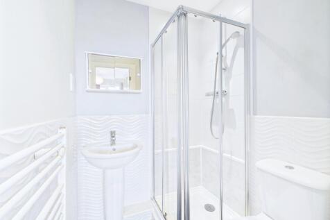 CAM01909G0-PR0348-STILL001