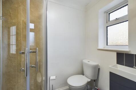 CAM01909G0-PR0219-STILL010