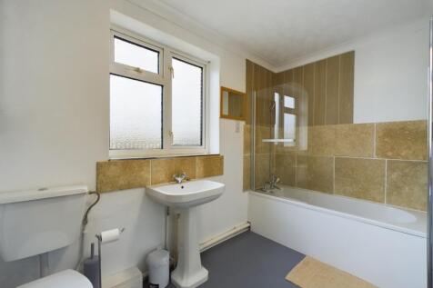 CAM01909G0-PR0219-STILL017