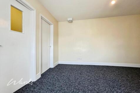Living/Bedroom Area