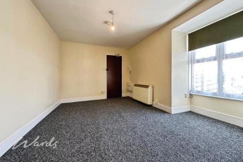 Living/Bedroom Area 
