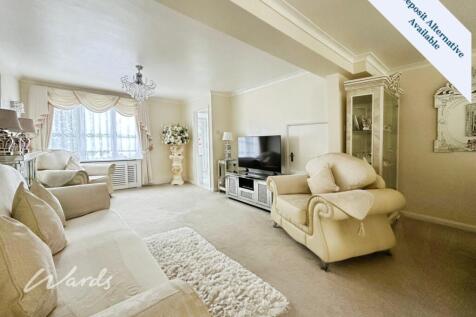 Living/Dining Area 