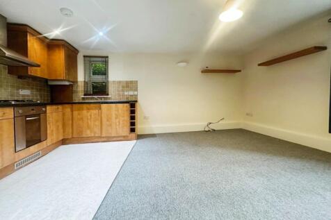 Kitchen/Living Area