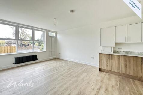 Living/Kitchen Area