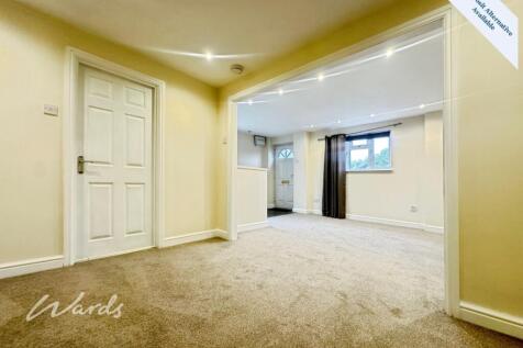 Living/Bedroom Area 