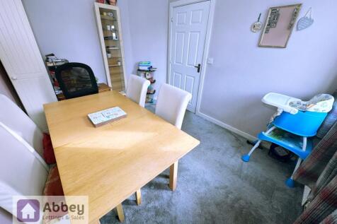 Dining Room/2nd Lounge