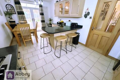 Breakfast/Kitchen
