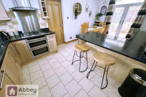 Breakfast/Kitchen
