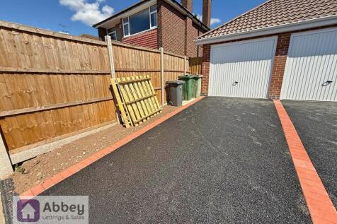 Driveway &amp; Garage