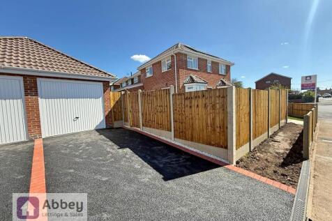 Driveway &amp; Garage
